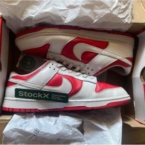 Dunk Low ‘Championship Red’